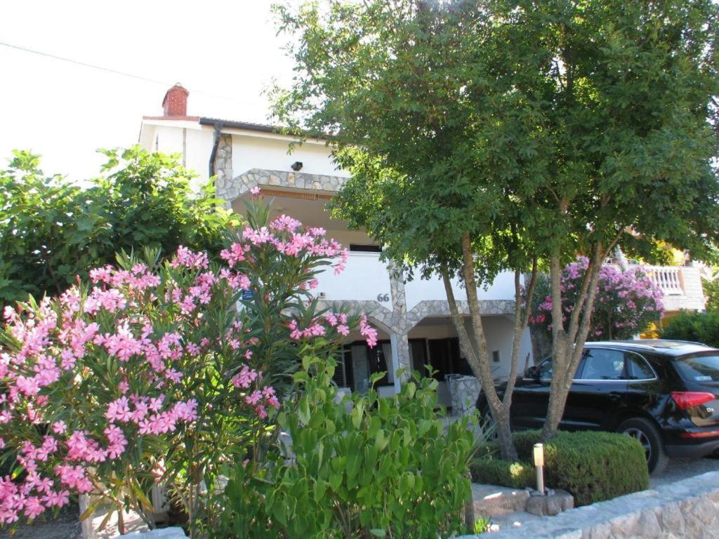 Apartments Pine Diver Pinezići Esterno foto